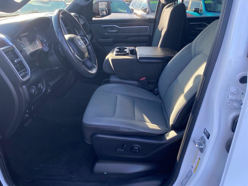 Used 2022 RAM 1500 Big Horn AWD/4WD image 9