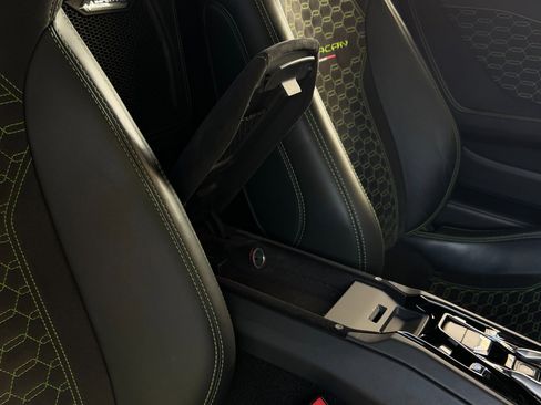 Used 2017 Lamborghini Huracan LP 610-4 image 34