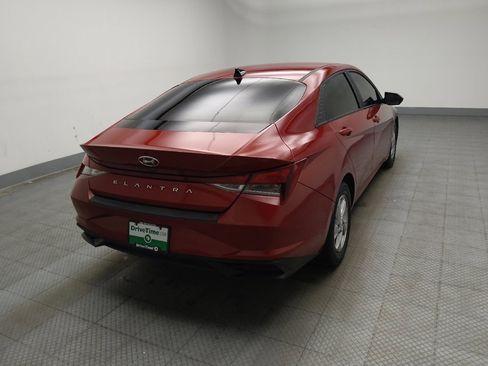 Used 2023 Hyundai Elantra SE w/ Cargo Package FWD image 9