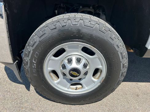 Used 2019 Chevrolet Silverado 2500 W/T w/ WT Convenience Package RWD image 9