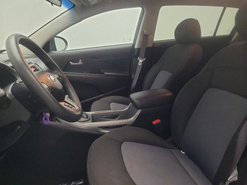Used 2016 Kia Sportage LX FWD image 17