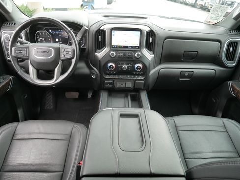 Used 2021 GMC Sierra 1500 Denali w/ Denali Ultimate Package AWD/4WD image 10