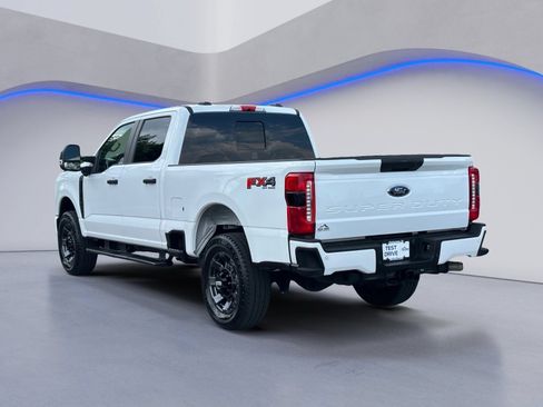 Used 2025 Ford F250 XL w/ STX Appearance Package AWD/4WD image 3