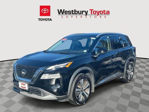 Used 2021 Nissan Rogue SL w/ Premium Package image 3