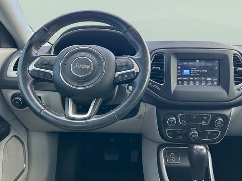 Certified 2020 Jeep Compass Latitude FWD image 23
