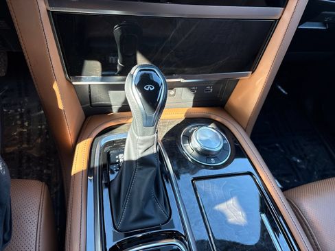 Certified 2024 INFINITI QX80 Sensory AWD/4WD image 18