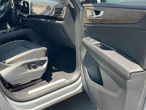 New 2025 Volkswagen Atlas SEL Premium R-Line image 35