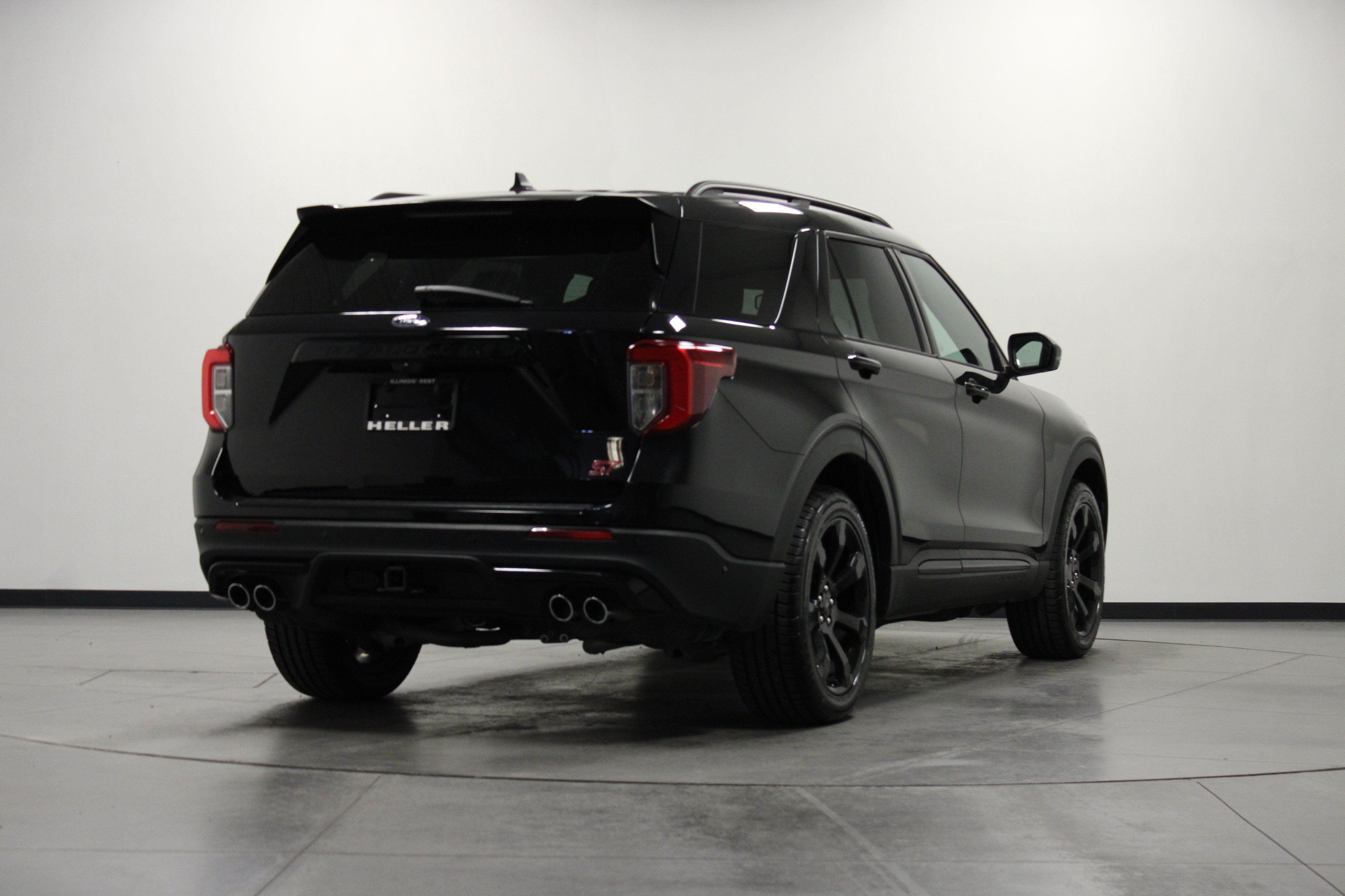 Used 2021 Ford Explorer ST w/ Equipment Group 401A AWD/4WD image 4