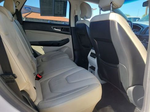 Used 2015 Ford Edge Titanium FWD image 24