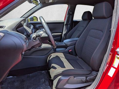Used 2024 Honda HR-V Sport image 15