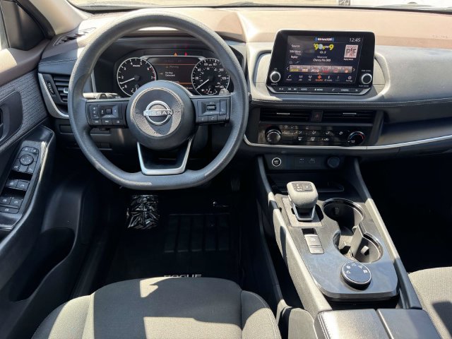 Used 2023 Nissan Rogue S AWD/4WD image 14