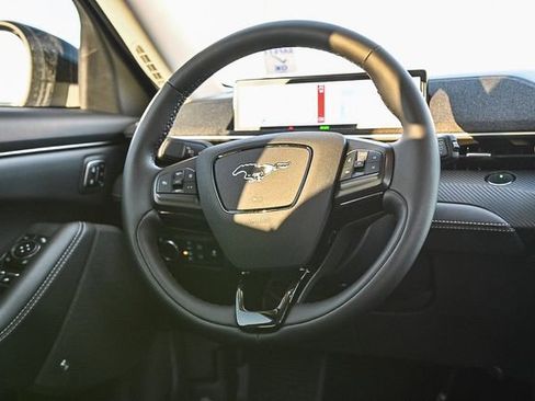 Used 2023 Ford Mustang Mach-E Premium image 15