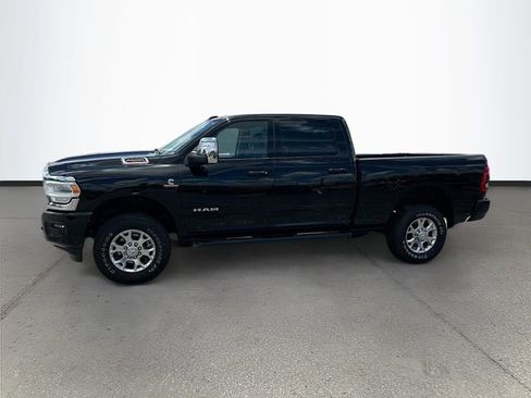 Used 2024 RAM 2500 Laramie w/ Safety Group AWD/4WD image 4
