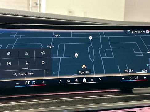 Certified 2023 BMW i7 xDrive60 AWD/4WD image 25