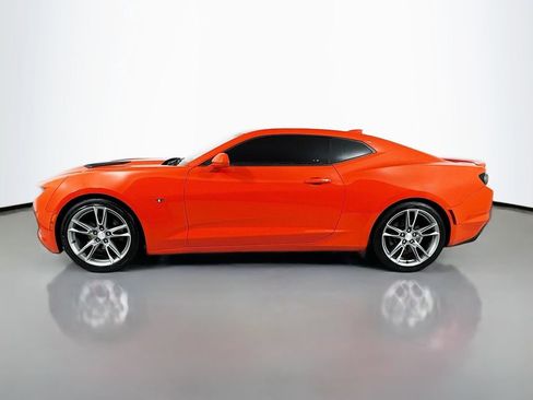 Used 2019 Chevrolet Camaro LT w/ RS Package image 5