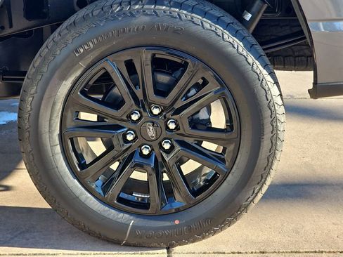 New 2025 Ford F150 Platinum w/ Equipment Group 702A High image 37