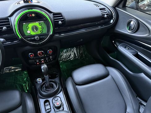 Used 2019 MINI Cooper Clubman S image 23