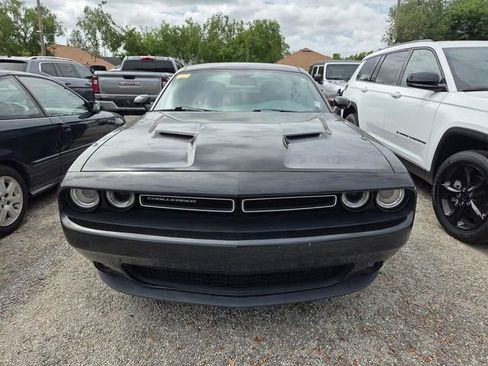 Used 2017 Dodge Challenger GT w/ GT Interior Package image 2