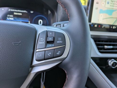 New 2026 Ford Explorer Active w/ Active Comfort Package image 32