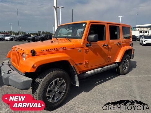 Used 2013 Jeep Wrangler Unlimited Rubicon w/ Connectivity Group AWD/4WD image 17