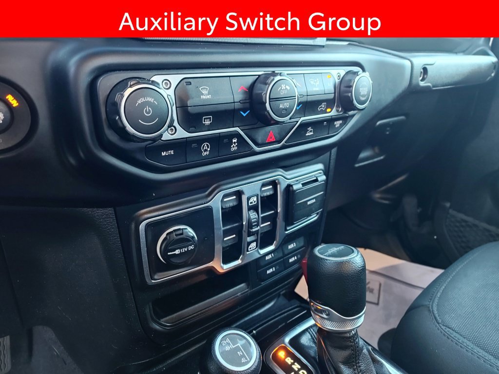 Used 2023 Jeep Gladiator Sport AWD/4WD image 11
