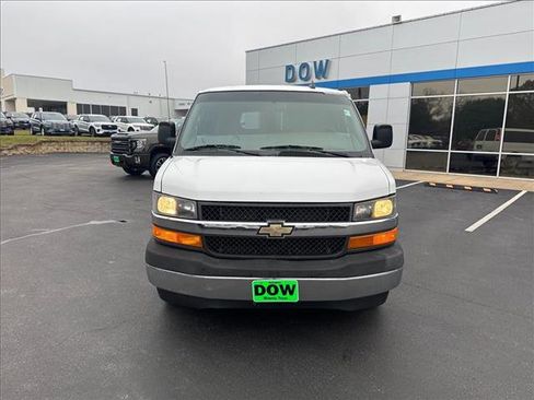 Used 2018 Chevrolet Express 3500 LT w/ LT Preferred Equipment Group image 3