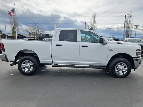 Used 2025 RAM 2500 Tradesman image 7