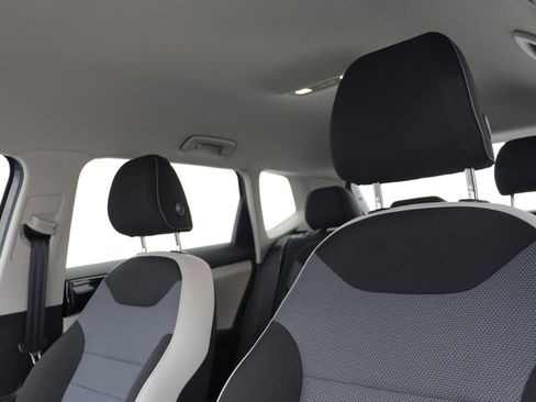 New 2026 Volkswagen Taos S image 13