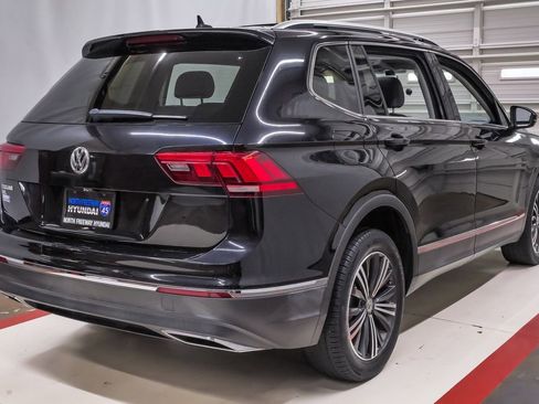 Used 2018 Volkswagen Tiguan SEL FWD image 6