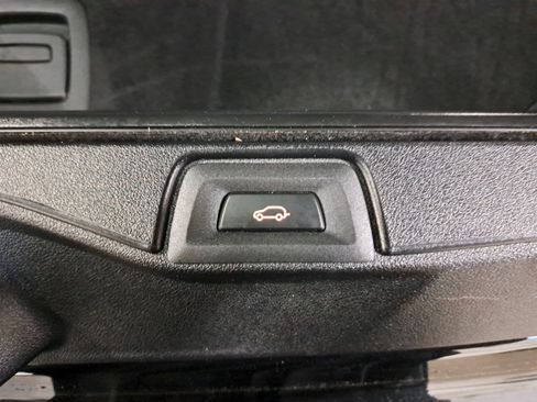 Certified 2023 BMW X5 sDrive40i w/ Premium Package RWD image 14
