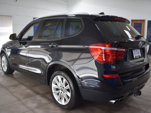Used 2017 BMW X3 xDrive28i image 2