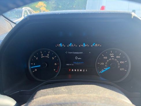 Used 2015 Ford F150 XLT w/ Equipment Group 302A Luxury AWD/4WD image 26