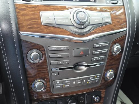 Used 2019 Nissan Armada Platinum w/ Interior Lighting Package AWD/4WD image 33