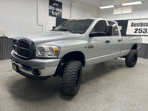 Used 2008 Dodge Ram 2500 Truck SLT w/ Trailer Tow Group AWD/4WD image 3