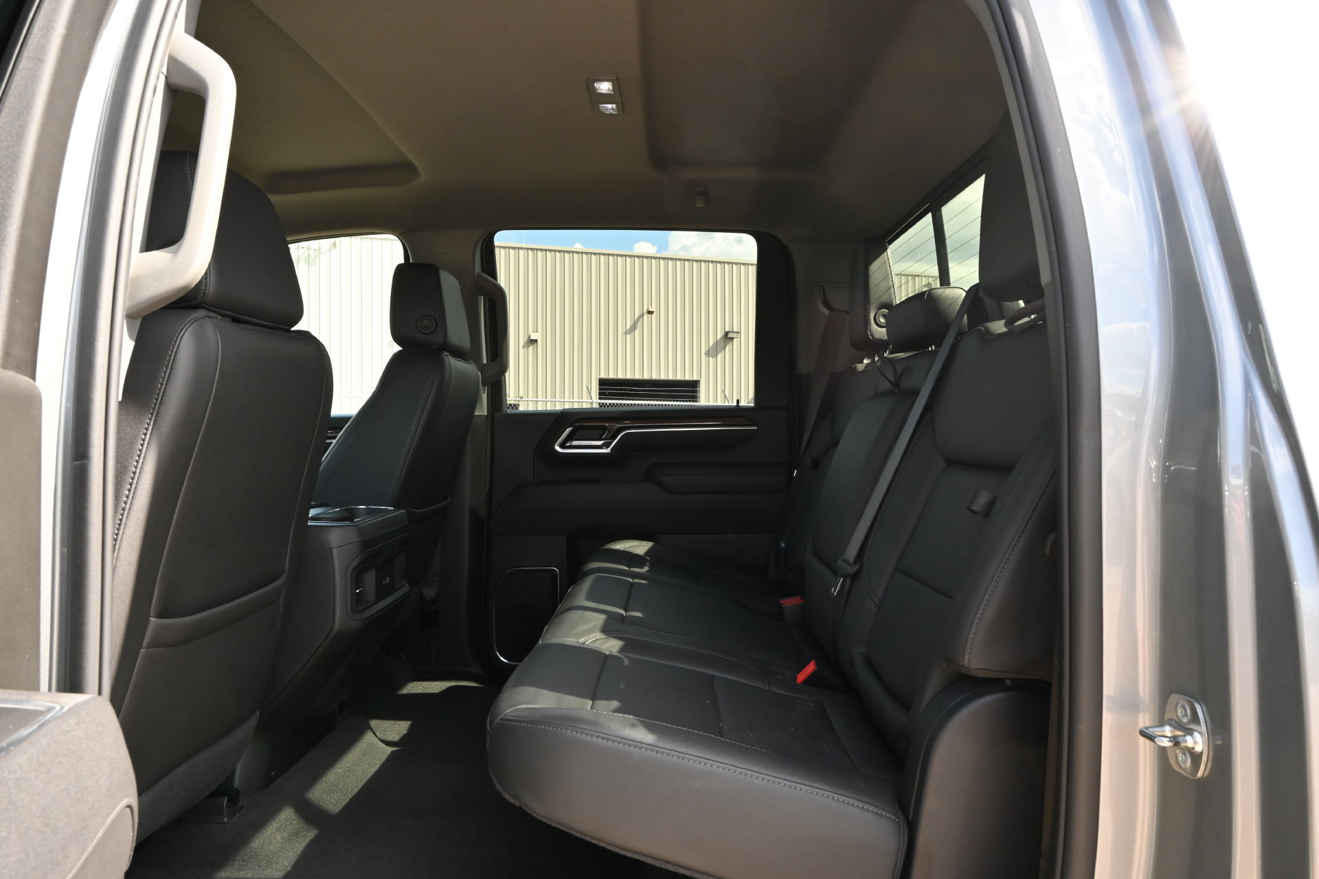 Used 2025 Chevrolet Silverado 3500 LT AWD/4WD image 20