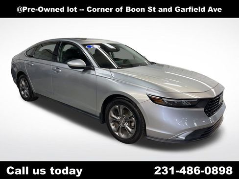 Used 2024 Honda Accord EX image 10