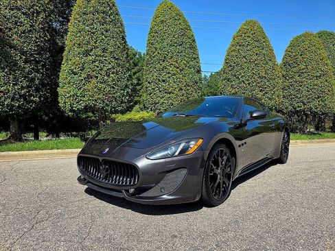 Used 2016 Maserati GranTurismo Sport RWD image 5