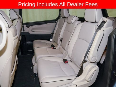 Used 2025 Honda Odyssey Touring image 9
