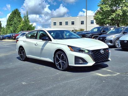 New 2025 Nissan Altima 2.5 SR