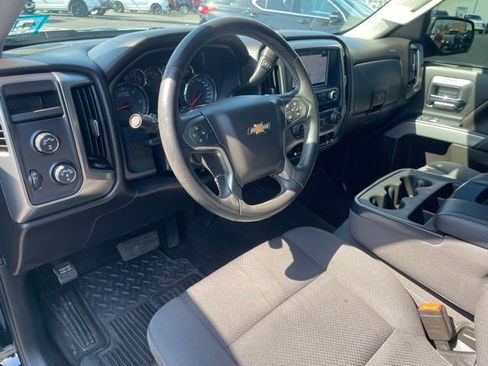 Used 2018 Chevrolet Silverado 1500 LT w/ Midnight Edition image 20