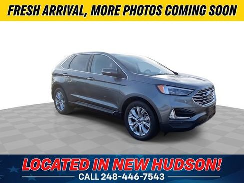 Used 2022 Ford Edge Titanium w/ Equipment Group 301A image 4