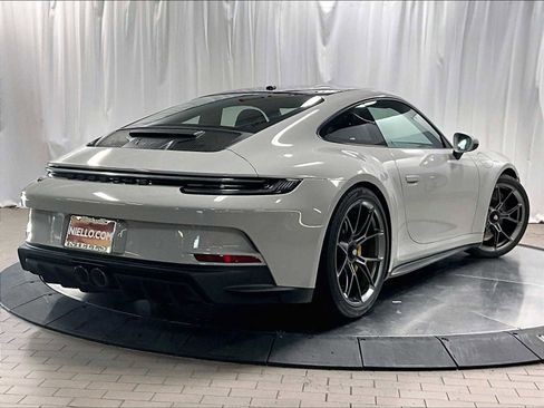 Used 2022 Porsche 911 GT3 image 9