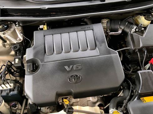 Used 2014 Toyota Avalon Limited w/ Technology Package FWD image 31