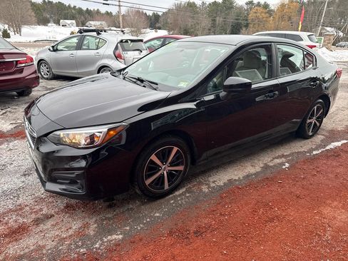 Used 2019 Subaru Impreza 2.0i Premium image 4