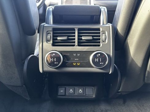 Used 2023 Land Rover Discovery S R-Dynamic image 24