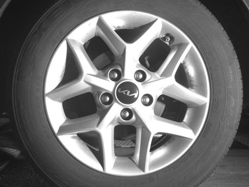 Used 2025 Kia Soul LX w/ LX Technology Package FWD image 21