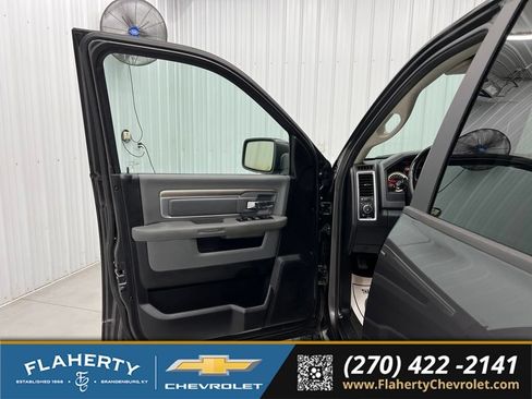 Used 2016 RAM 1500 Big Horn AWD/4WD image 8