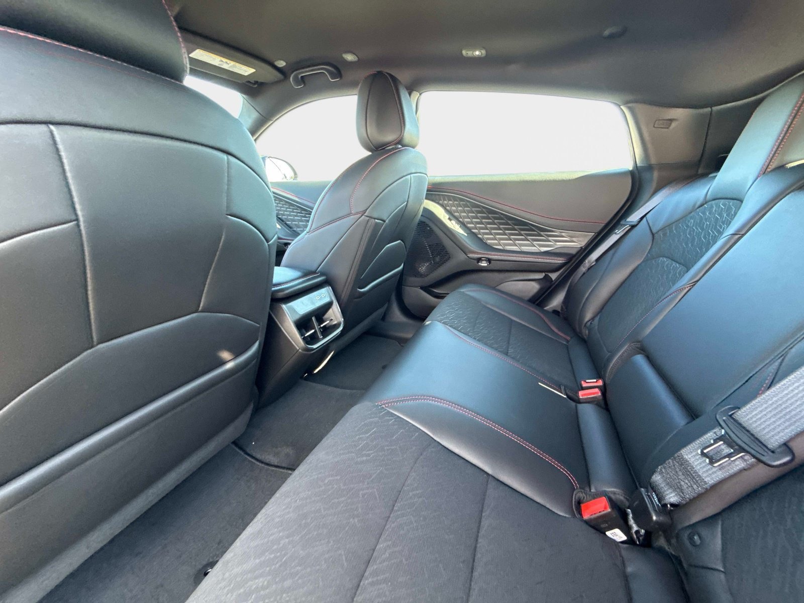 New 2027 Dodge Charger R/T AWD/4WD image 17