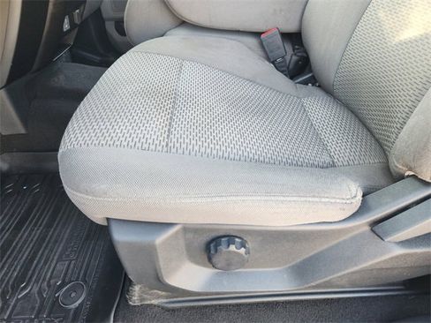 Used 2022 Ford F250 XLT w/ FX4 Off-Road Package image 24