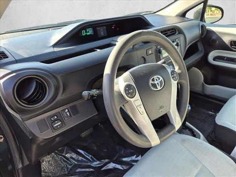 Used 2013 Toyota Prius C One FWD image 10